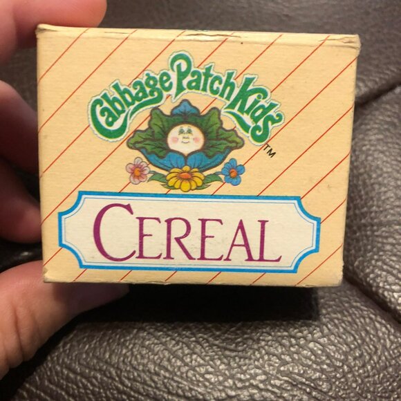 Cabbage Patch Kids Cereal Bowl Sippy Cup & Box of Cereal 80s Vtg - Picture 9 of 10